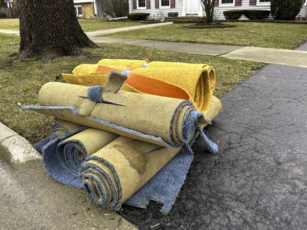 Carpet Haul Away Service in Dubuque