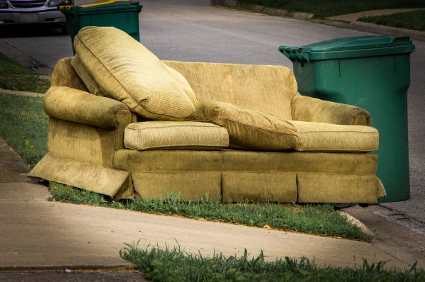 Sofa Removal Service in Dubuque